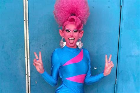 Drag Queen Princess Poppy Quits and Unveils。